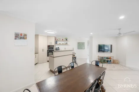Property photo of 35 Links Court Kin Kora QLD 4680