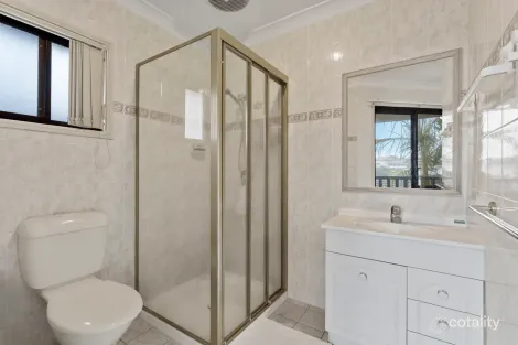 Property photo of 23/12 Greendale Way Carindale QLD 4152