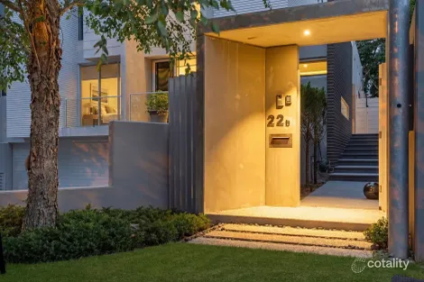 22b Drury Ave, Southport, QLD 4215