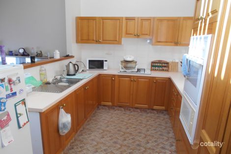 Property photo of 2/4 Old Barracks Lane Young NSW 2594