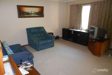 Property photo of 2/4 Old Barracks Lane Young NSW 2594