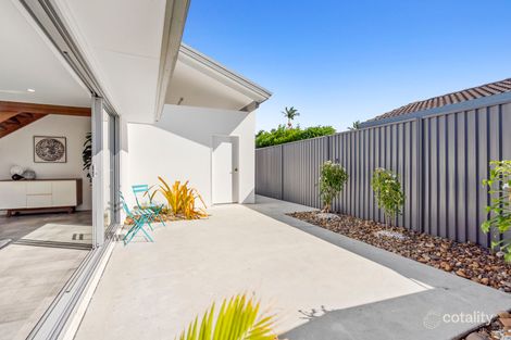 Property photo of 1 Kurrajong Court Palm Beach QLD 4221