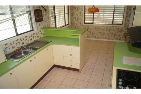 Property photo of 11 Bradford Street West Rockhampton QLD 4700