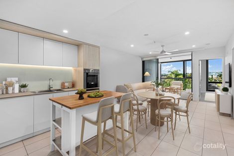 Property photo of 2032/123 Cavendish Road Coorparoo QLD 4151