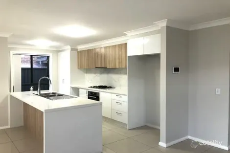 Property photo of 27 Angove Street Rouse Hill NSW 2155