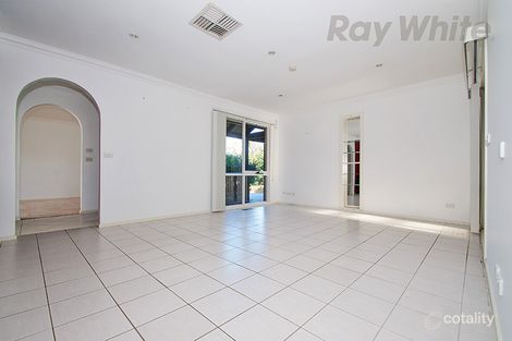 Property photo of 34 Azarow Circuit Croydon South VIC 3136