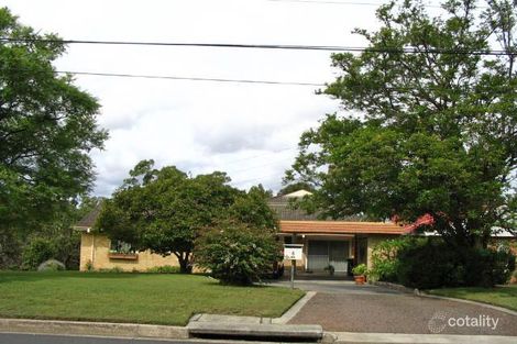 8 Burdekin Cres, St Ives, NSW 2075