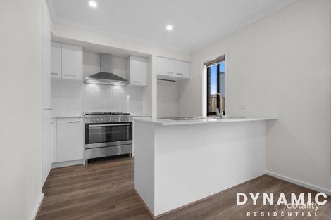 Property photo of 27 Fritelli Circuit Wyndham Vale VIC 3024