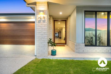Property photo of 33 Napier Crescent Yarrabilba QLD 4207