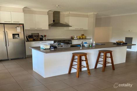 Property photo of 17 Buttress Crescent South Morang VIC 3752