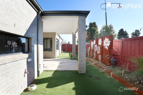 Property photo of 51 Alamanda Boulevard Point Cook VIC 3030