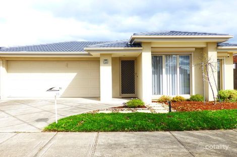 Property photo of 33 Solander Grove Tarneit VIC 3029