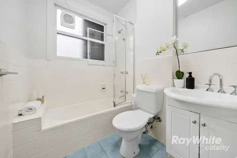 Property photo of 1/8 Avondale Road Armadale VIC 3143