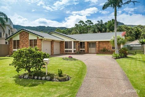 Property photo of 8 Hutchinson Drive Balgownie NSW 2519