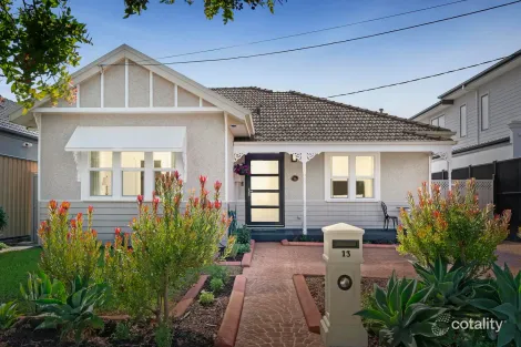 Property photo of 13 Bracken Grove Altona VIC 3018
