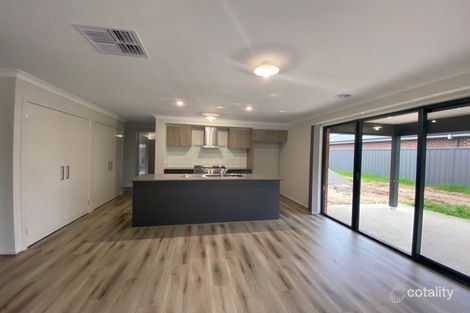 Property photo of 21 Lankester Court Thurgoona NSW 2640