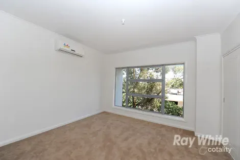 Property photo of 2/1 Rosella Avenue Boronia VIC 3155
