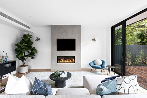 Property photo of 73 Beaconsfield Parade Northcote VIC 3070