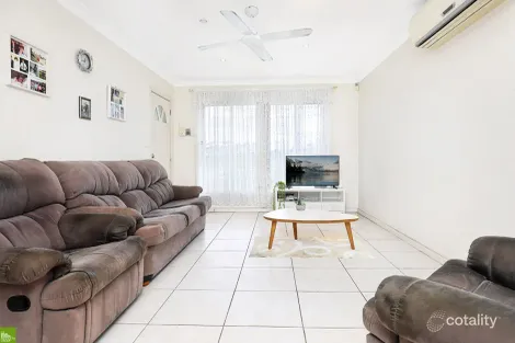 Property photo of 1 Wallabah Way Koonawarra NSW 2530