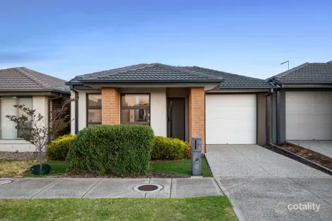 Property photo of 19 Stanmore Crescent Wyndham Vale VIC 3024