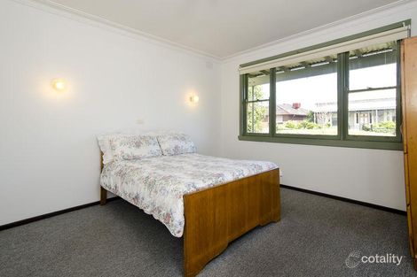 Property photo of 82 Elphin Street Newport VIC 3015
