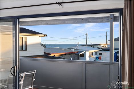 Property photo of 2/6 Elane Street Sunderland Bay VIC 3922