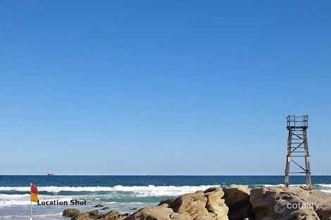 Property photo of 20 Cowlishaw Street Redhead NSW 2290