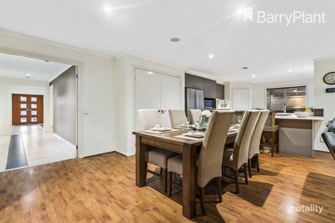 Property photo of 27 Wing Circuit Tarneit VIC 3029