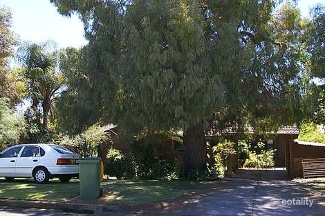 11 Hewison St, Leeming, WA 6149