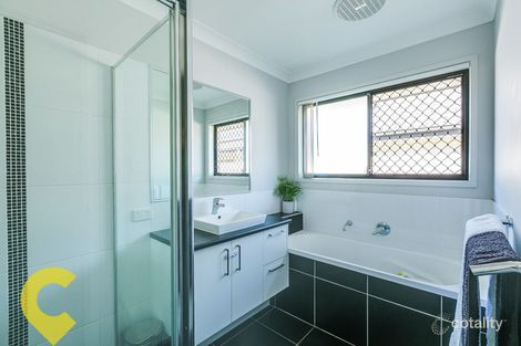 Property photo of 42 Wallis Circuit North Lakes QLD 4509