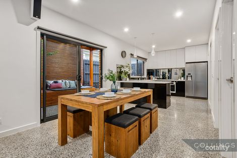 Property photo of 42 McEwan Road Heidelberg Heights VIC 3081