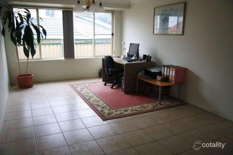 Property photo of 5 Orpheus Close Green Valley NSW 2168