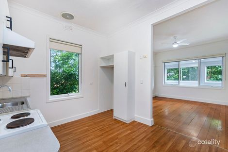 Property photo of 107 Botanic Road Warrnambool VIC 3280