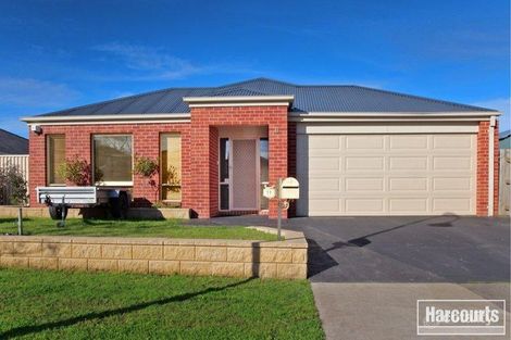 11 Sheoak Ct, Pakenham, VIC 3810