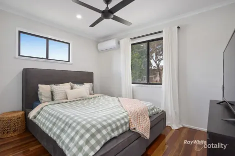 Property photo of 23 Rumsey Drive Raceview QLD 4305