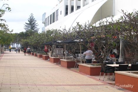 Property photo of 2/2 Britannia Avenue Broadbeach QLD 4218