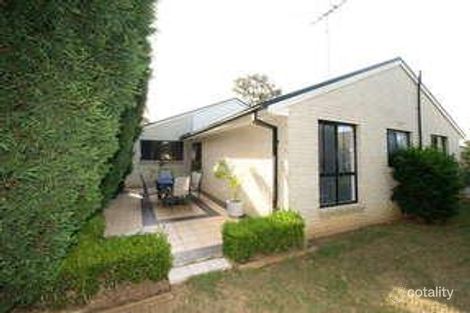 Property photo of 2 Swales Place Colyton NSW 2760
