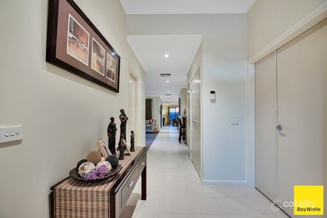 Property photo of 30 Hibiscus Crescent Point Cook VIC 3030