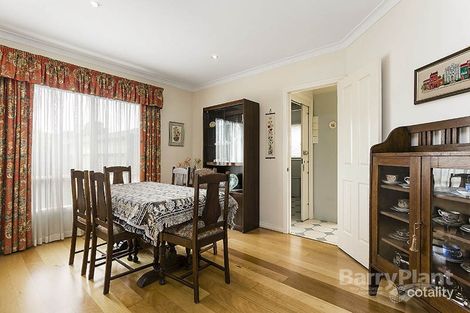 Property photo of 2/4 Elm Grove Mount Waverley VIC 3149