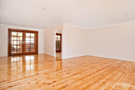 Property photo of 30 Amazon Road Seven Hills NSW 2147