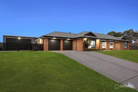 Property photo of 2 Connel Drive Heddon Greta NSW 2321