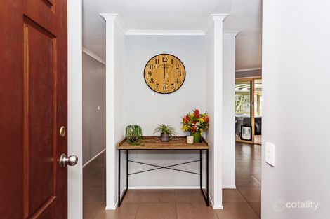 Property photo of 5 Leesa Court Highland Park QLD 4211