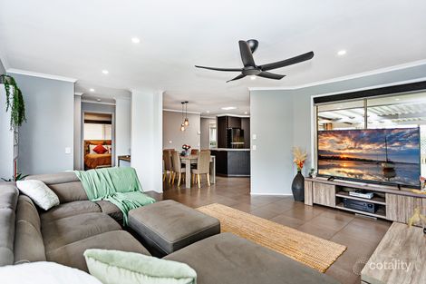 Property photo of 5 Leesa Court Highland Park QLD 4211