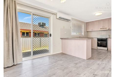 Property photo of 1/42 Lamilla Street Glenfield Park NSW 2650
