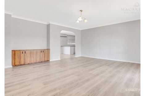 Property photo of 1/42 Lamilla Street Glenfield Park NSW 2650
