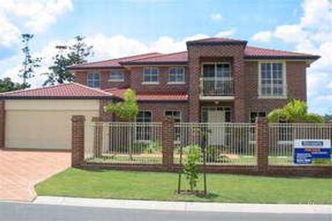 46 Lakeside Cct, Sinnamon Park, QLD 4073