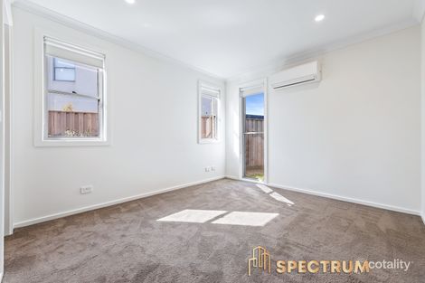 Property photo of 24 Nunkeri Court Clyde North VIC 3978