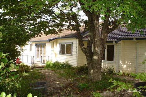 10 Blaxland Rd, Wentworth Falls, NSW 2782