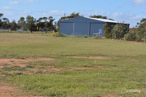 Property photo of 13 Roding Court Deepdale WA 6532