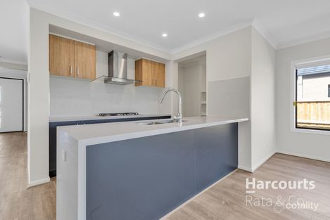 Property photo of 40 Mannagum Drive Beveridge VIC 3753